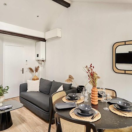 Apartment Le Marais By Studio Prestige Paris Bagian luar foto
