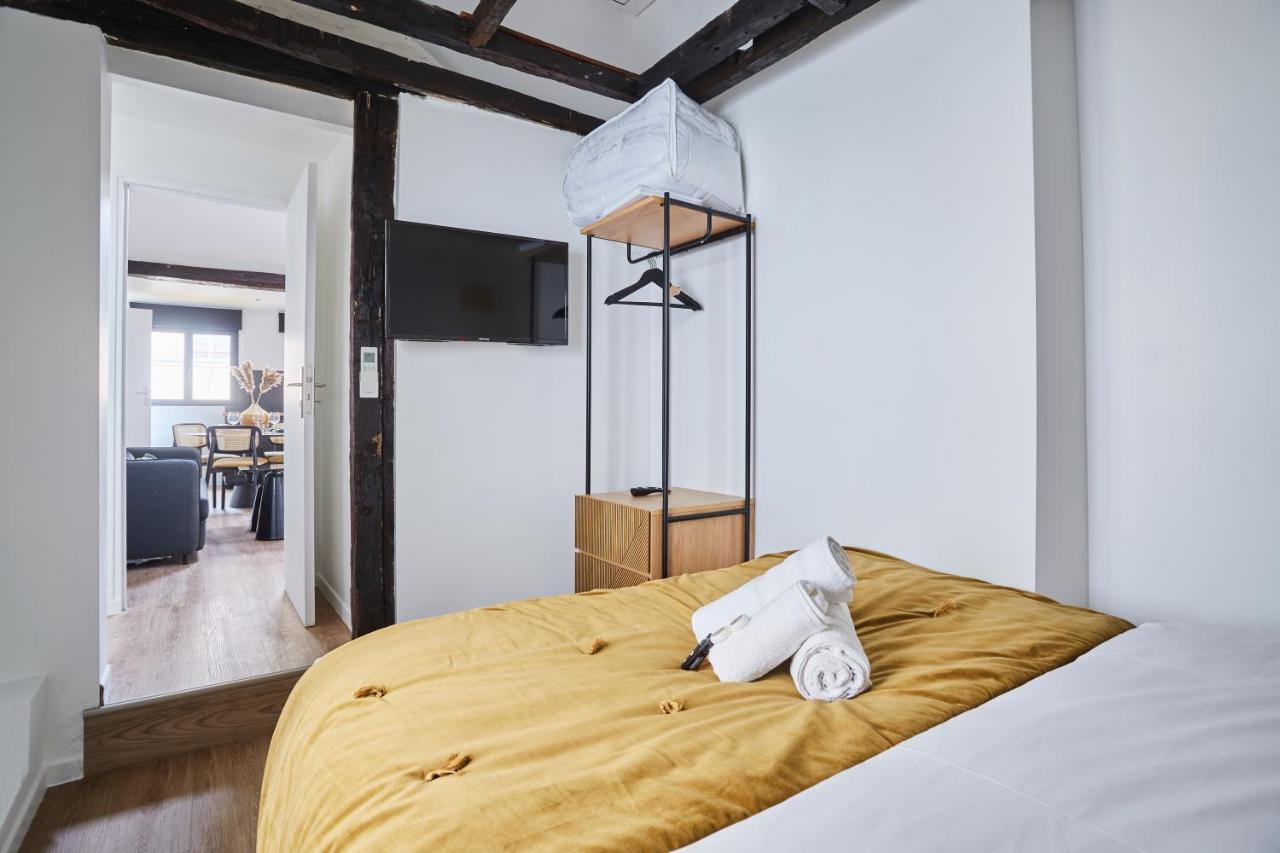 Apartment Le Marais By Studio Prestige Paris Bagian luar foto