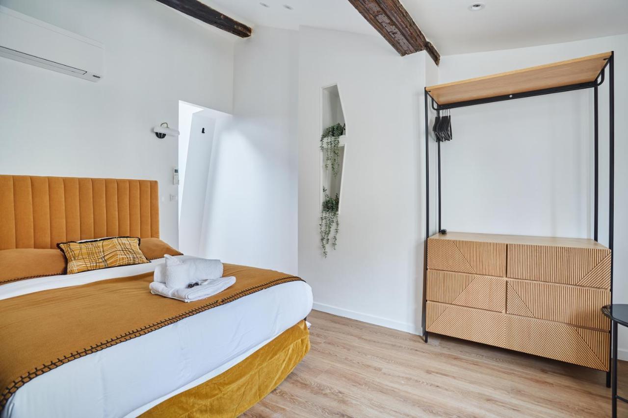 Apartment Le Marais By Studio Prestige Paris Bagian luar foto