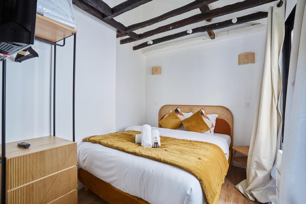 Apartment Le Marais By Studio Prestige Paris Bagian luar foto